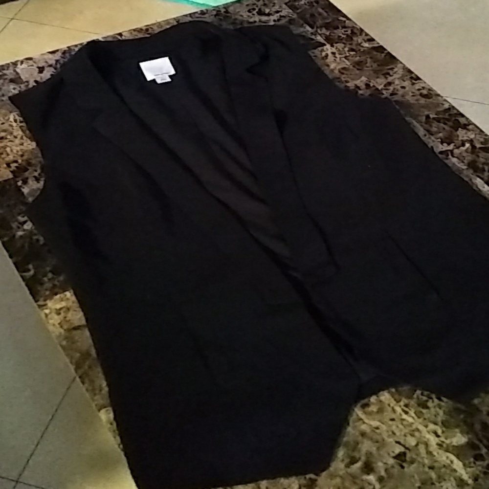 Halogen vest. Size small.